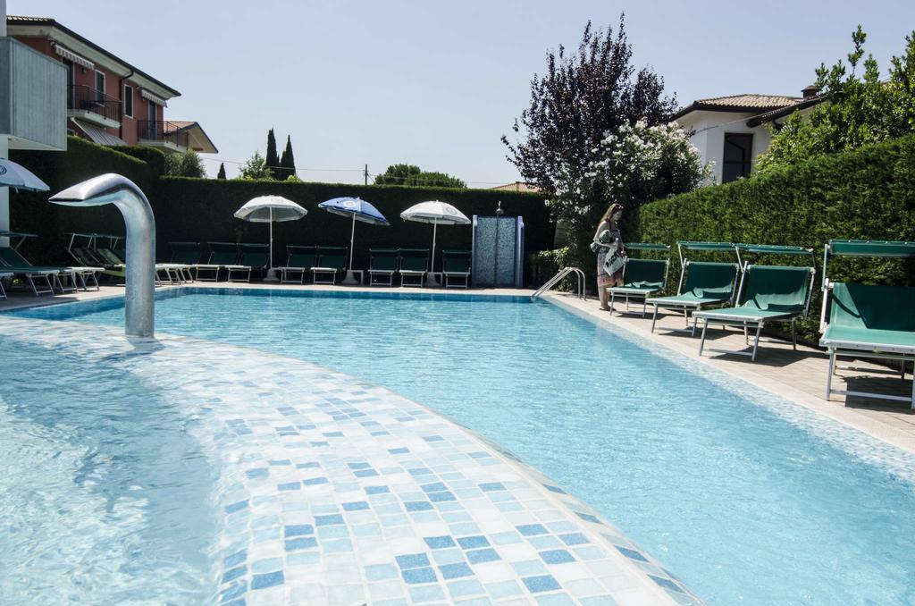 Hotel Smeraldo Lazise Exterior photo