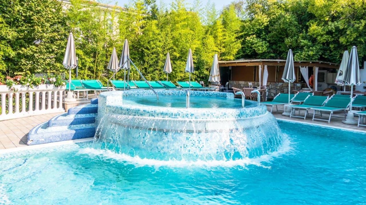 Hotel Smeraldo Lazise Exterior photo
